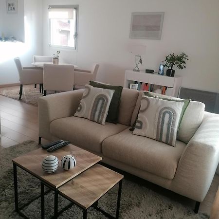 Chambre double avec salle de bain commune, a 2 min de la Croisette Cannes Extérieur photo