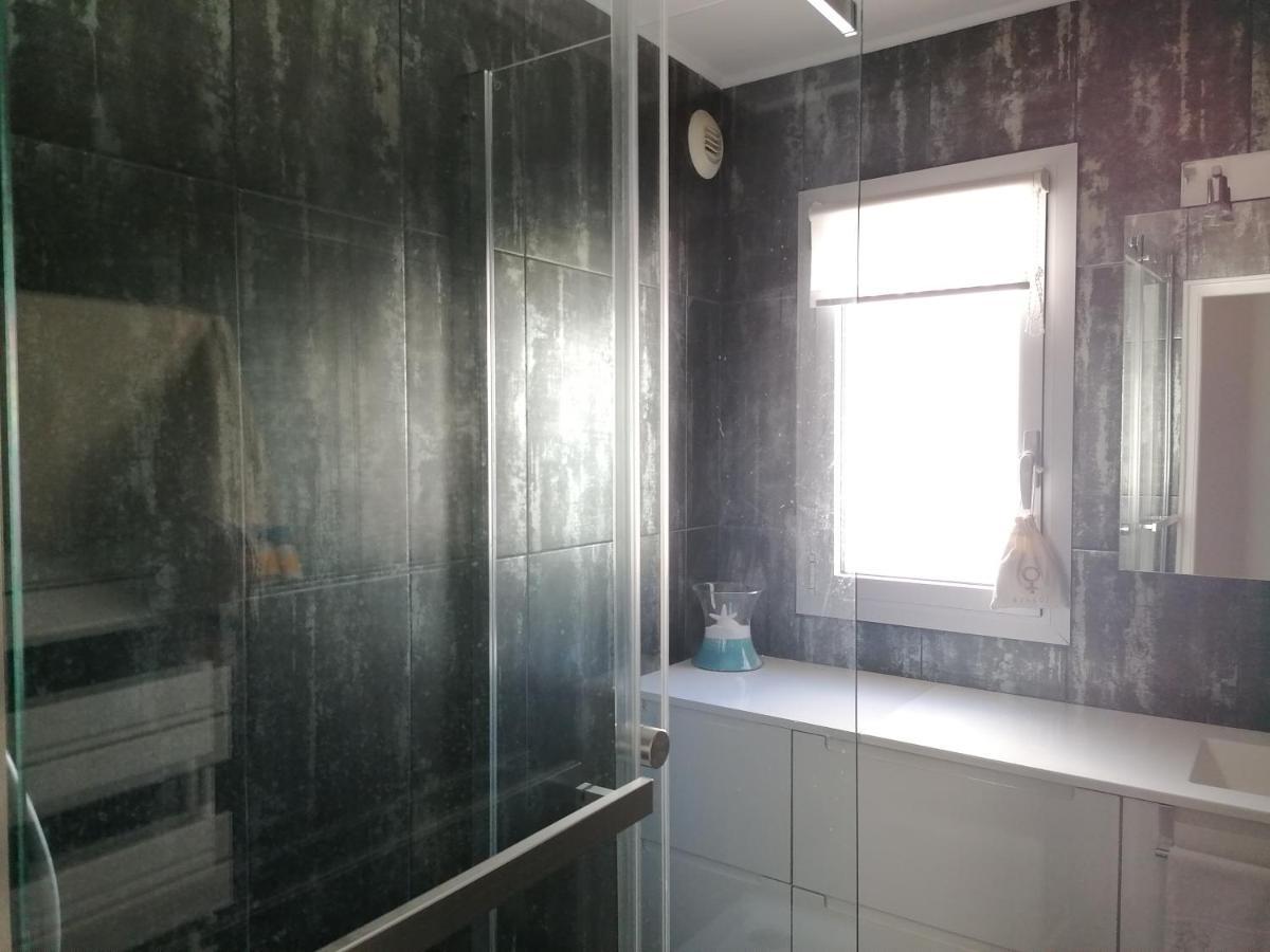 Chambre double avec salle de bain commune, a 2 min de la Croisette Cannes Extérieur photo